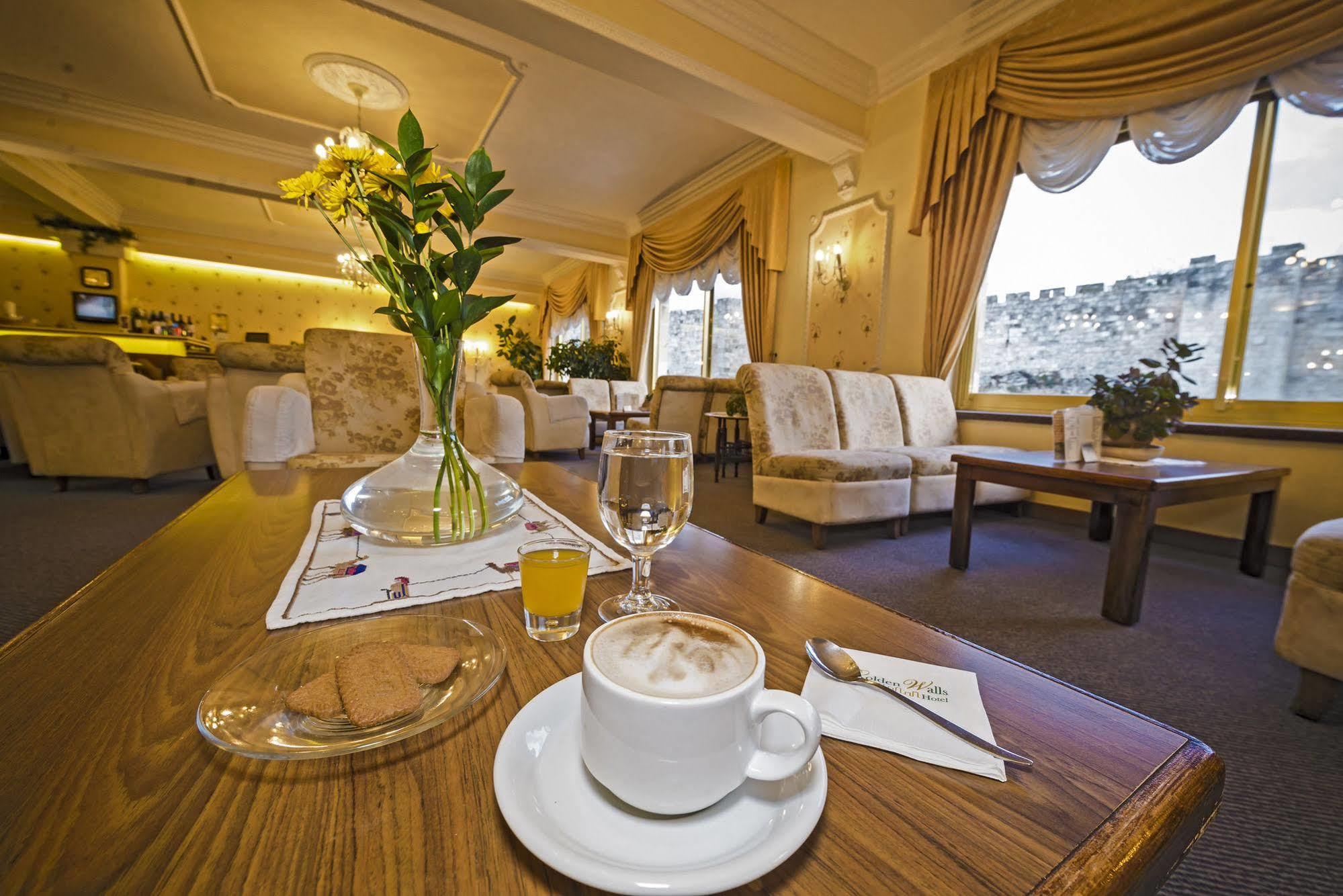 Golden Walls Hotel Jerusalem Ngoại thất bức ảnh